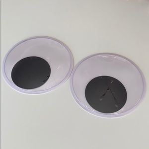 Giant Googly Eyes